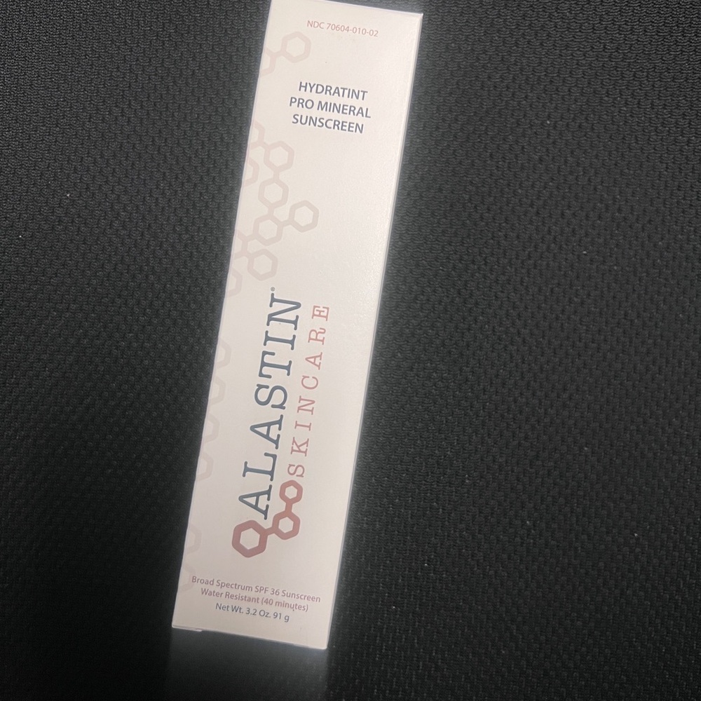 Alastin Hydratint Sunscreen SPF 36